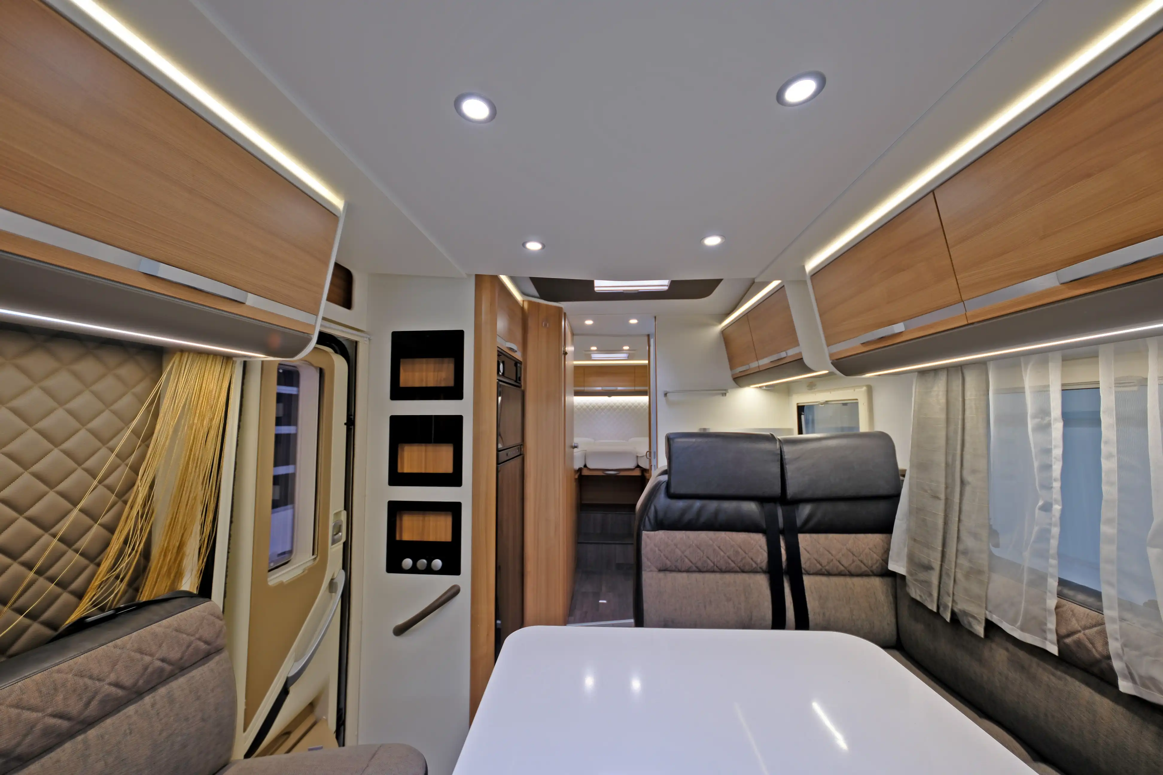 ADRIA Matrix M 670 SL